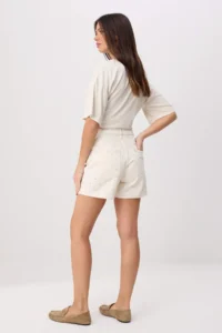 TRENDYOLMİLLA Beige Puantiye Patterned City Size DENIM Shorts - Image 4