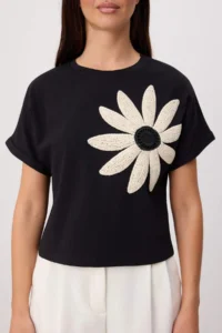 TRENDYOLMİLLA Black Floral Regular/Normal Pattern Short Sleeve Tok 100% Cotton Knitting T-Shirt - Image 3
