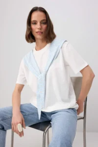 TRENDYOLMİLLA Ecru Oversized/Wide Pattern Short Sleeve Binding Detailed LONG Soft Knitting T-Shirt - Image 2