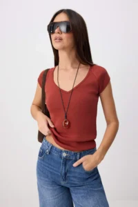 TRENDYOLMİLLA Brick Red Fitted V-neck Sleeveless Ribbed Flexible Knitting Blouse