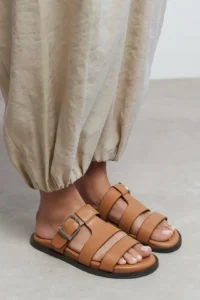 Nisantasi Shoes Spirit Tan MATTE Belt Hair Clip Detailed Flat Sole Women Slippers - Image 2