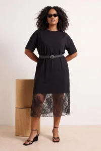 Trendyol Curve Black Lace Detailed Knitting Plus Size Dress - Image 3
