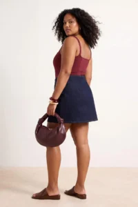 Trendyol Curve DARK BLUE High Waist Button Detailed comfort/Medium Flexible DENIM Plus Size Skirt - Image 3