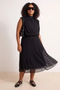Trendyol Curve Black Puantiye Flok Patterned Knitting Plus Size Skirt - Image 2