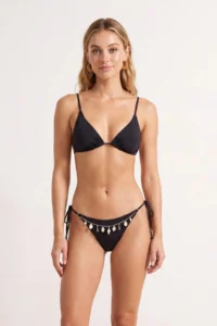 TRENDYOLMİLLA Black Triangle Covered Accessory Detailed Regular Waist High Leg Bikini Set - Image 3