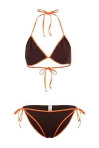 TRENDYOLMİLLA Color Bloklu Double Sided Triangle Covered Regular Waist High Leg Bikini Set - Image 8