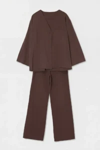 Drop by TrendyolMilla Brown V-neck with pocket Tek buttoned Top Elastic Waist with pocket Pantolonlu Set - Image 5