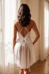 TRENDYOLMİLLA Ecru slit Tulle and Lace Detailed Satin Wireless Babydoll/Lingerie Nightgown - Image 3