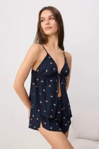 TRENDYOLMİLLA NAVY BLUE Floral shally Weaving Pajama Set - Image 2