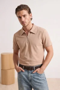 MAN Camel Regular/Rahat Zippered textured Material Knitting Polo Shirt Shirt Collar T-Shirt