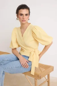 TRENDYOLMİLLA Yellow Blouse - Image 2