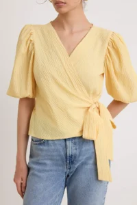 TRENDYOLMİLLA Yellow Blouse - Image 3