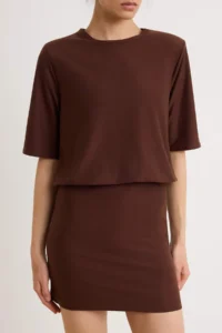 TRENDYOLMİLLA Brown Plain Soft Fabric Fitted Short Sleeve Flexible Knitting Dress - Image 3