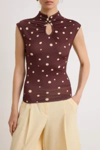TRENDYOLMİLLA Multicolored Polka Dot Fitted Keyhole Collar Flexible Knitting Blouse - Image 3