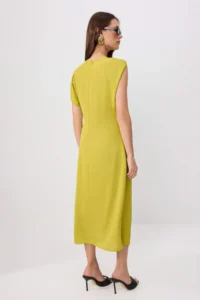 TRENDYOLMİLLA Oil Green Plain Midi Weaving Dress - Image 4