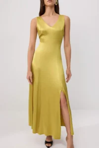 TRENDYOLMİLLA Oil Green Plain Maxi Weaving Dress - Image 3