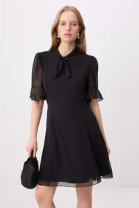 TRENDYOLMİLLA Black Siphon Lined Mini Weaving Dress