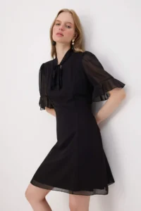 TRENDYOLMİLLA Black Siphon Lined Mini Weaving Dress - Image 2