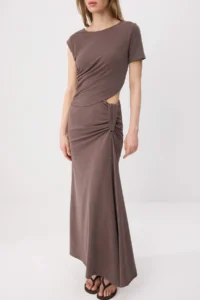 TRENDYOLMİLLA Brown Fitted Short Sleeve Window Detailed Maxi Modal Knitting Dress - Image 3