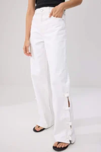 TRENDYOLMİLLA WHITE Button Detailed High Waist Wide Leg jeans - Image 3