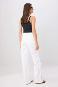 TRENDYOLMİLLA WHITE Button Detailed High Waist Wide Leg jeans - Image 4