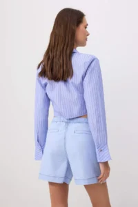 TRENDYOLMİLLA BLUE Beli Lasitkli Mini DENIM Shorts - Image 4