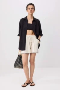 TRENDYOLMİLLA Ecru Embroidered City Size Shorts & Bermuda - Image 2