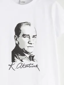 LCW Kids White Crew Neck Atatürk Printed Girls' T-Shirt - Image 3