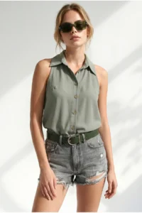 Olalook Women's Khaki Backless Linen Shirt - Image 4