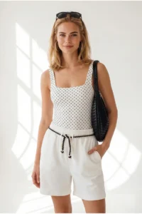Olalook Women's White Belt Detailed Pocket Cotton Shorts - Image 5