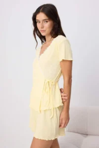 TRENDYOLMİLLA Yellow 100% Cotton Double breasted Lace Ribbed/Pointel Knitting Pajama Set - Image 2