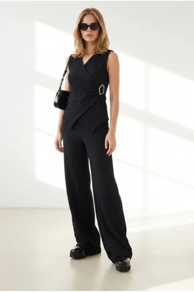 TKM-19000508-BLACK_1