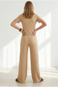 Olalook Women's Beige Top Shirt Bottom Trousers Wrinkled Suit - Image 5
