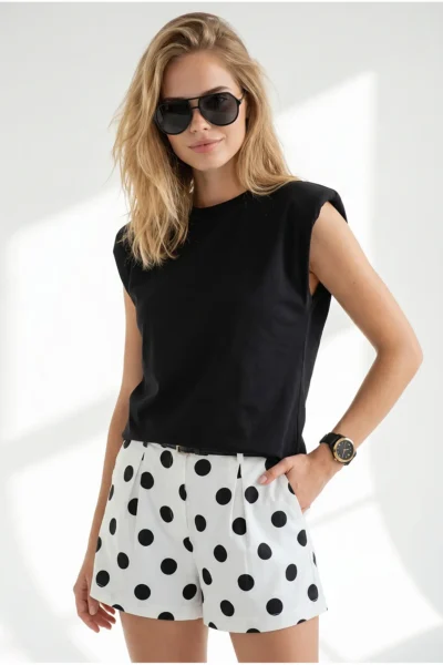 TSH-19001004-BLACK_1