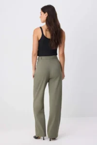 TRENDYOLMİLLA Light Khaki Arched Straigt/Plain Cut Weaving Dress Pants - Image 4