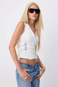 TRENDYOLMİLLA WHITE Belt Detailed Sleeveless Weaving Blouse - Image 2