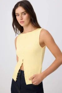 TRENDYOLMİLLA Yellow buttoned Fitted Ribbed Flexible Knitting Blouse - Image 2