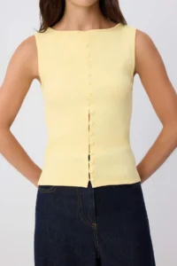 TRENDYOLMİLLA Yellow buttoned Fitted Ribbed Flexible Knitting Blouse - Image 3