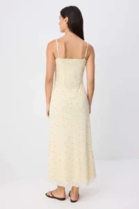 TRENDYOLMİLLA Light YELLOW Floral A-line Sleeveless Strapless Sleeveless Midi Foam Lined Knitting Dress - Image 4