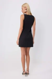 TRENDYOLMİLLA Black Boat Neck Fiyonk Detailed A-Cut/Life Form Short / Mini Weaving Dress - Image 4