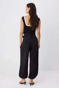 TRENDYOLMİLLA Black Modal Belt with buckle Wide Leg Wide Leg Pants - Image 4
