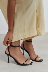 Nisantasi Shoes jewelry Black Patent Bilek Belt Detailed Women Thin Heels Shoes - Image 2