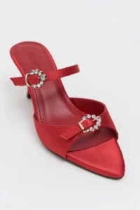 Nisantasi Shoes Calista Red Satin Hair Clip Detailed Pointed toe Women Heels Slippers - Image 4