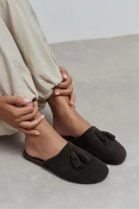 Nisantasi Shoes Nella BITTER BROWN GENUINE SUEDE Leather Tassel Detailed Flat Sole Women Slippers - Image 2