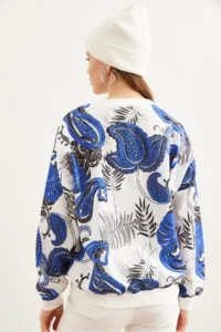 Olalook Women's Palmiye Saks Blue Basic Soft Textured Loose Sweatshirt - Image 5