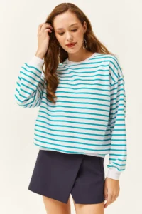Olalook Women's Turquoise Basic Soft Textured Loose Sweatshirt - Image 4