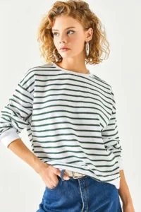 Olalook Women's White Emerald Green Basic Soft Textured Loose Sweatshirt - Image 2