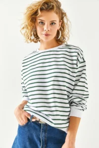 Olalook Women's White Emerald Green Basic Soft Textured Loose Sweatshirt - Image 4