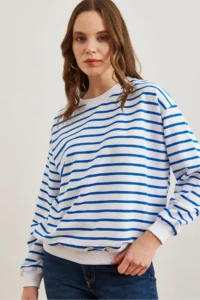 Olalook Women's White Saks Blue Basic Soft Textured Loose Sweatshirt - Image 2
