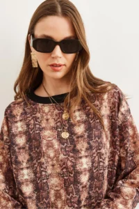 Olalook Women's Snake Brown Basic Soft Textured Loose Sweatshirt - Image 4